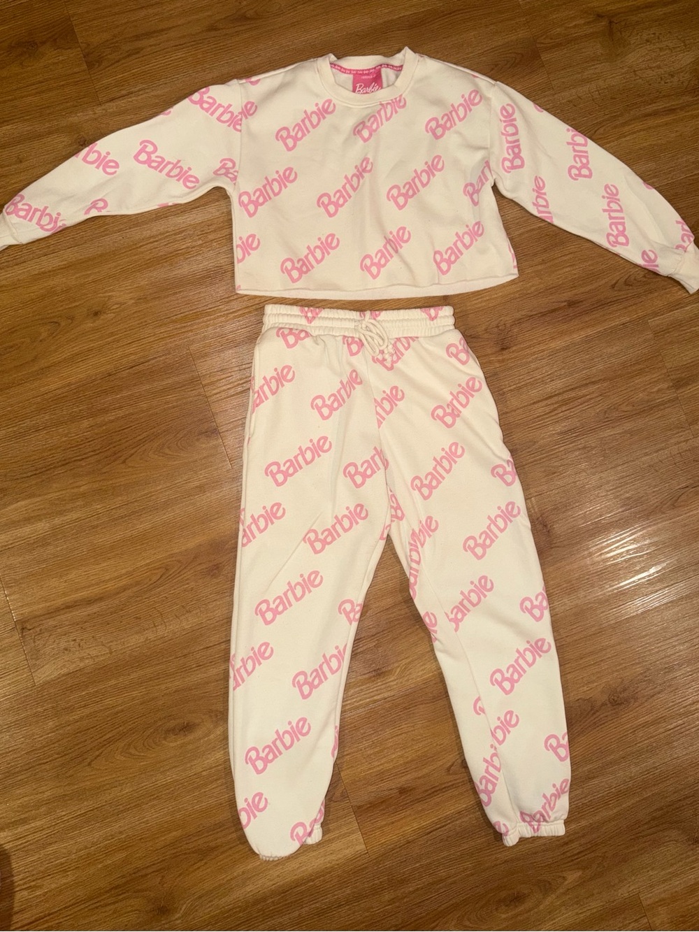 Barbie woman’s  Cream & Pink Logo Set